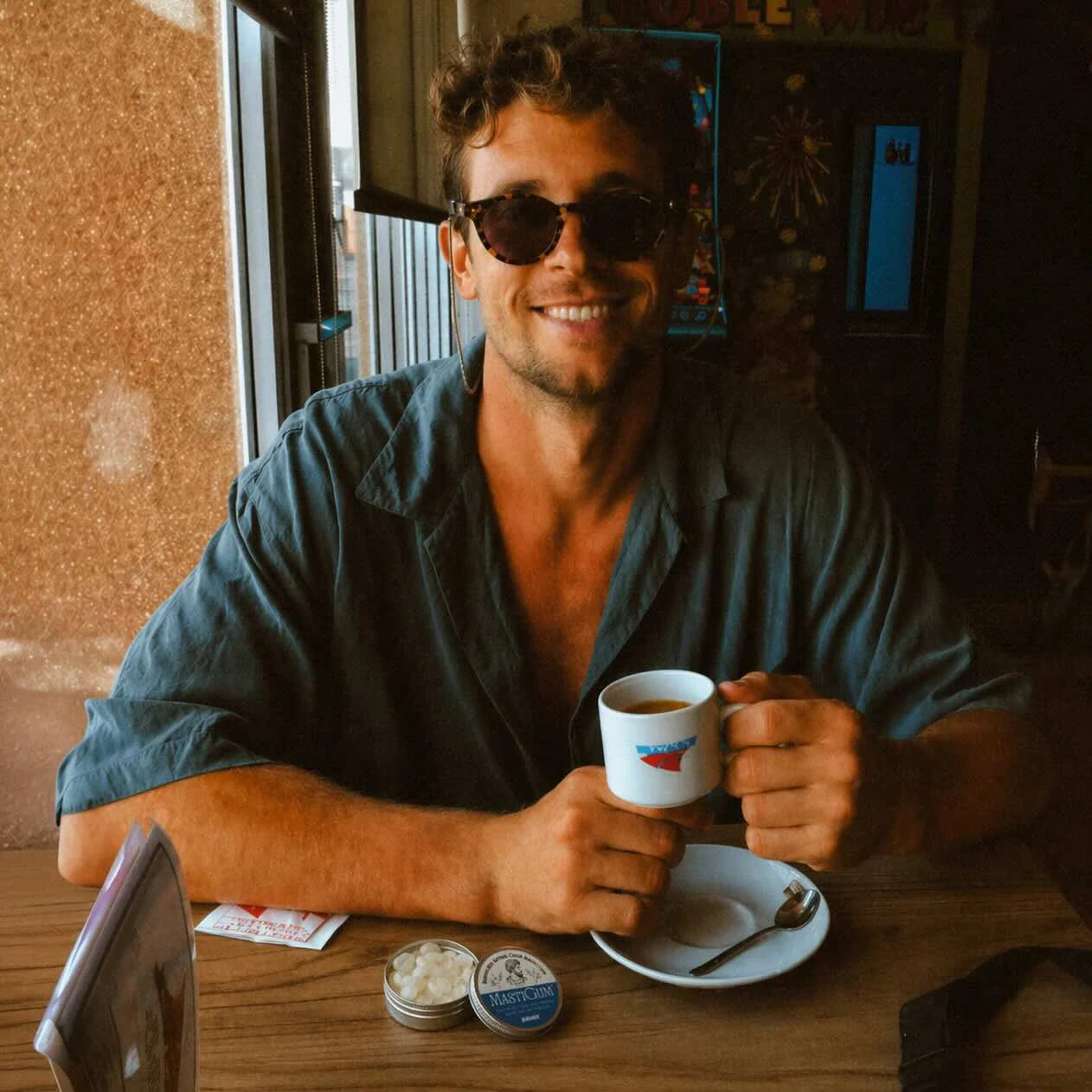 MastiGum lifestyle - produkt pri vode (v2)